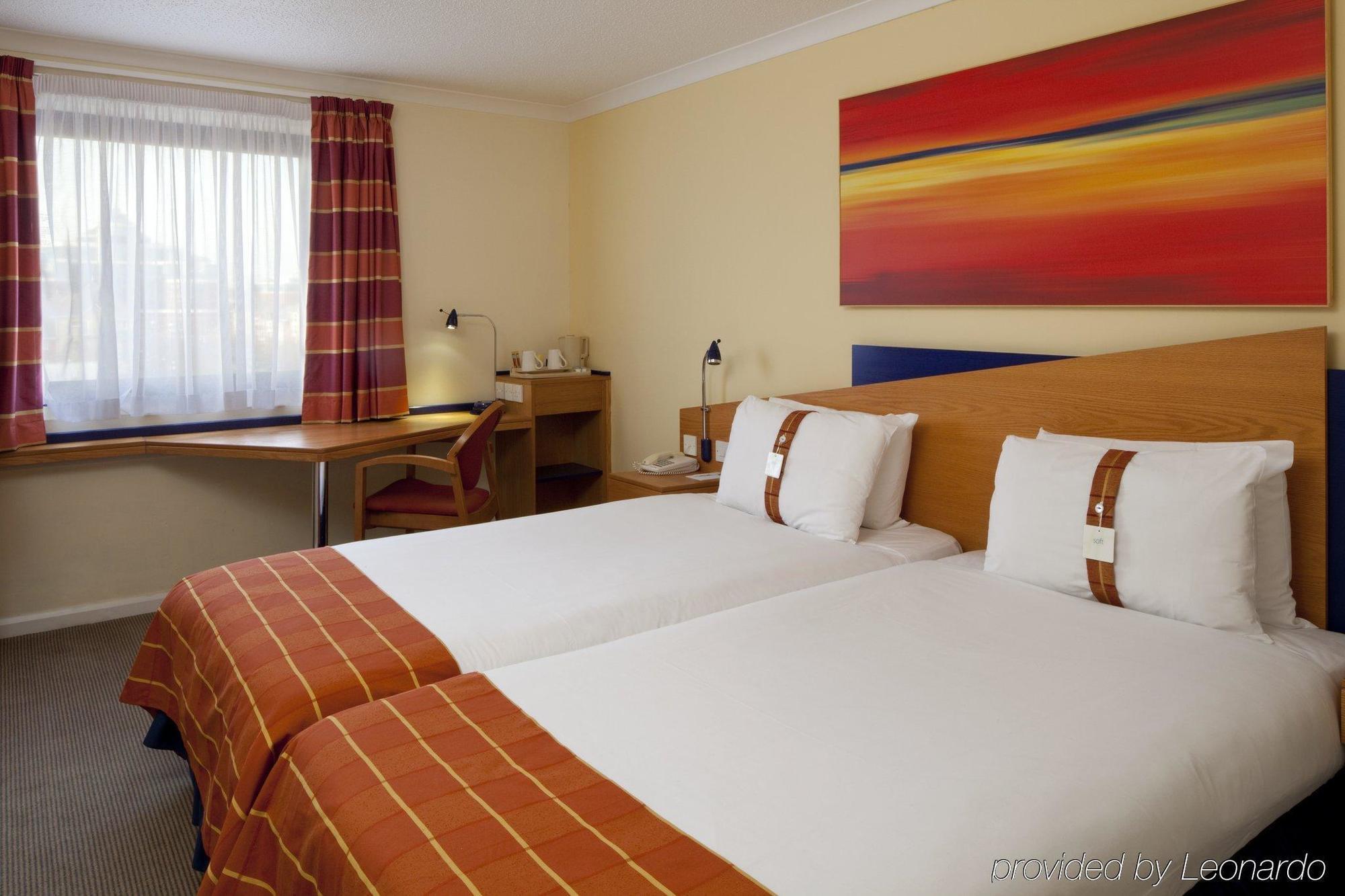 Holiday Inn Express Manchester - Salford Quays, An Ihg Hotel Zimmer foto
